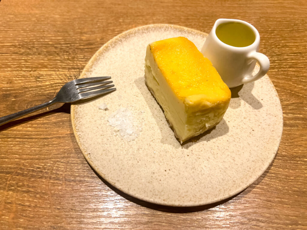 イザカヤ　戸田公園駅　鳥羽シェフ　居酒屋　メニュー　チーズケーキ