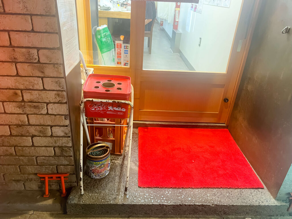 ホルモン千葉　渋谷店　タバコ