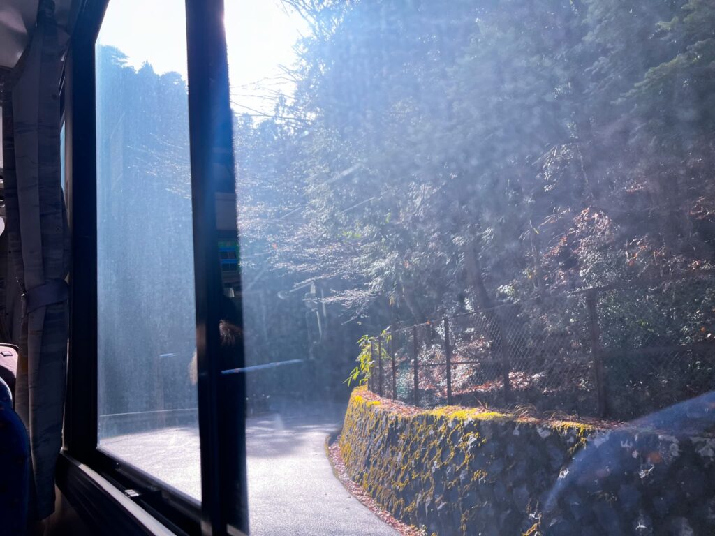 高野山　行き方　アクセス　バス